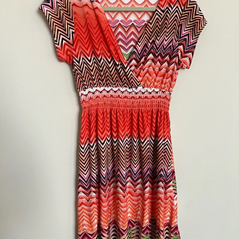 Coral Chevron Print Dress XL | Boho V-Neck Smocked Waist Summer Dress - Picture 3 of 8